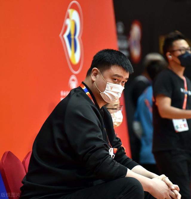 关于关键时刻欧篮联传出新动向,深圳男篮官宣签约,管理层表态:压力陡增,团队化学反应显著的信息 关于关键时刻欧篮联传出新动向,深圳男篮官宣签约,管理层表态:压力陡增,团队化学反应显著的信息