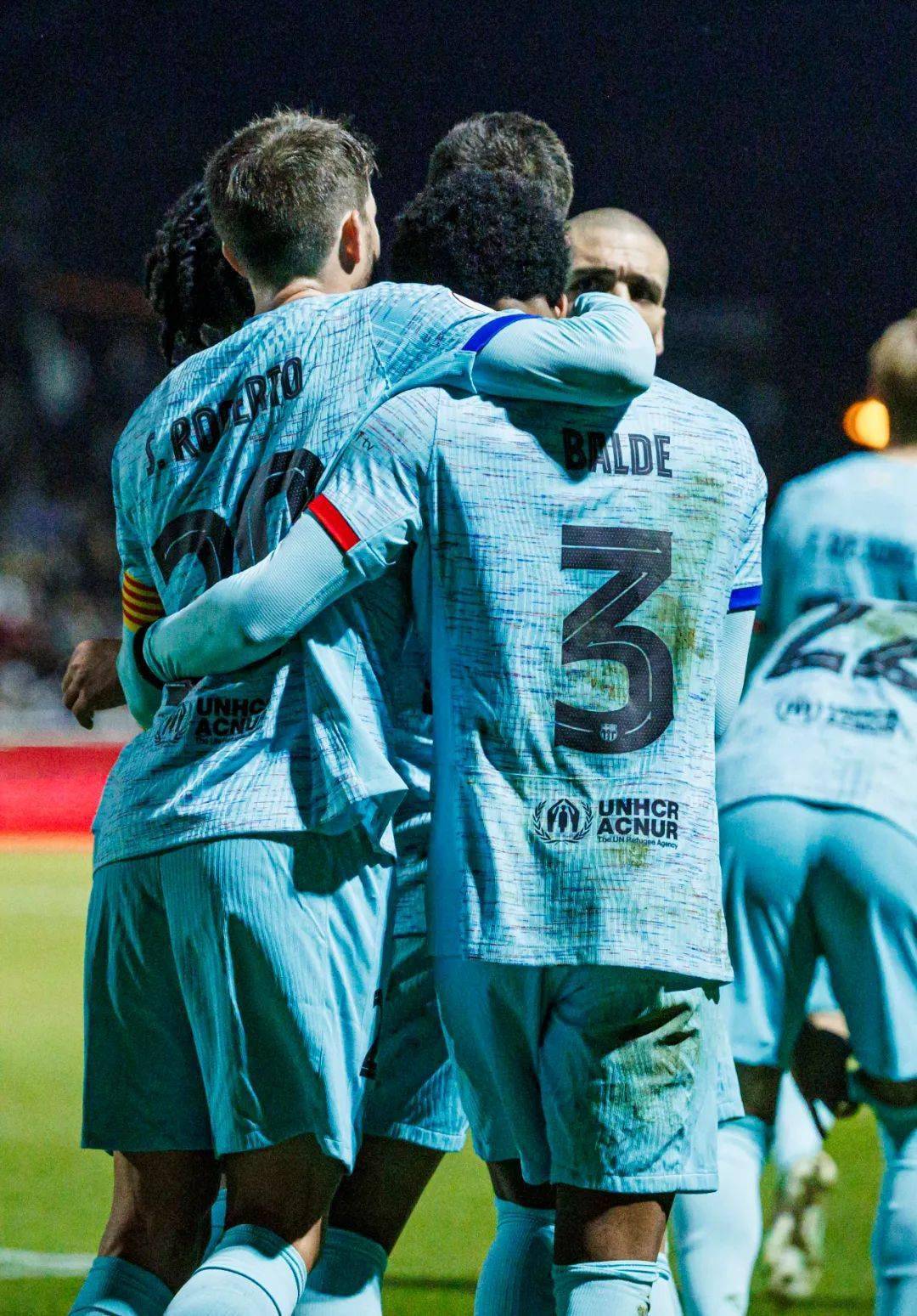 国王杯赛前再迎强敌，塞维利亚绝杀压哨，主帅态度：媒体盛赞，球探报告显示潜力